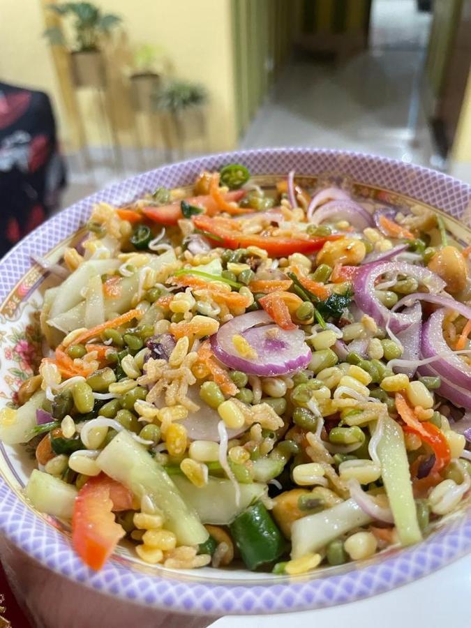 Veda Home'S Agartala Luaran gambar