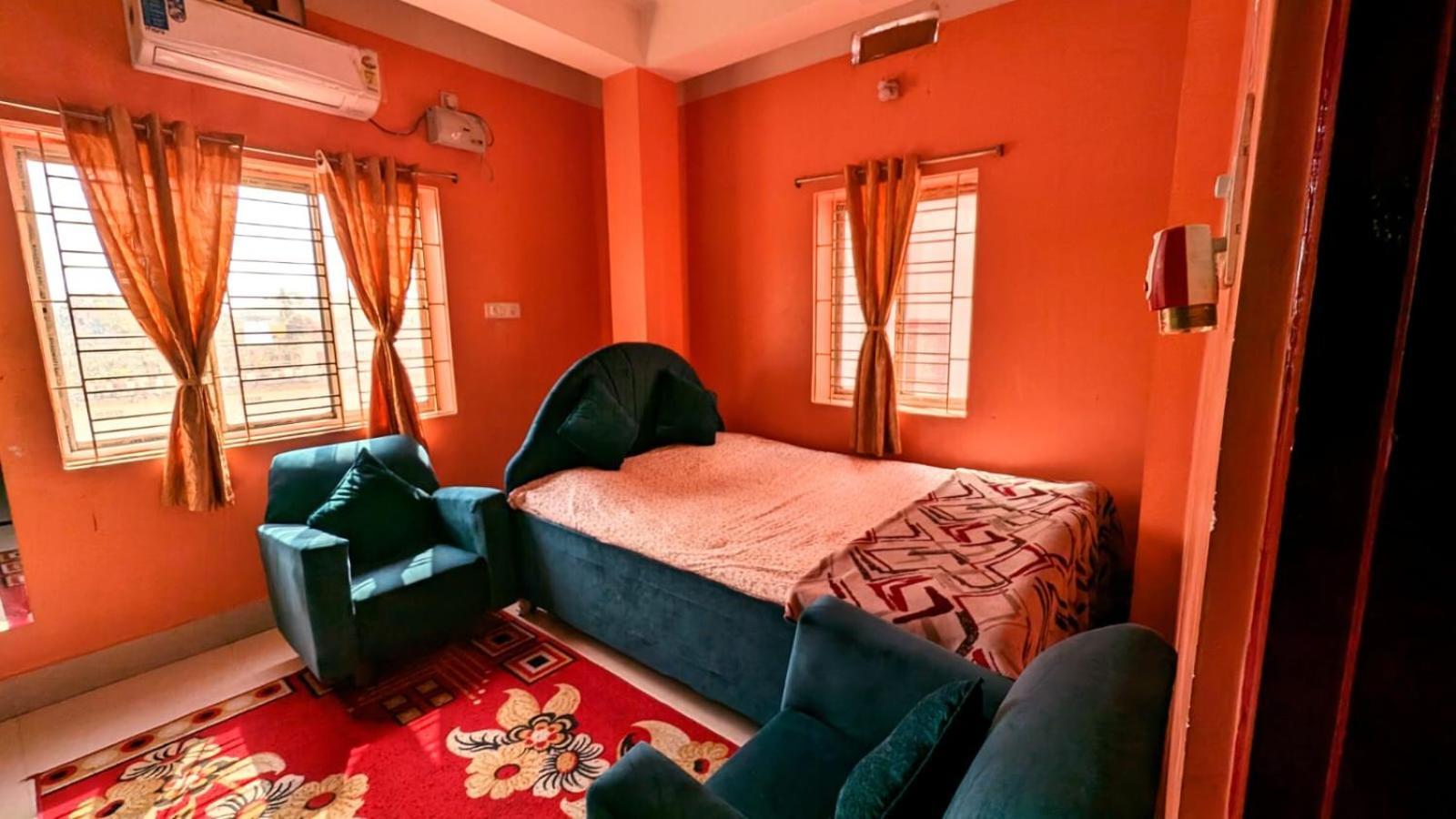 Veda Home'S Agartala Luaran gambar